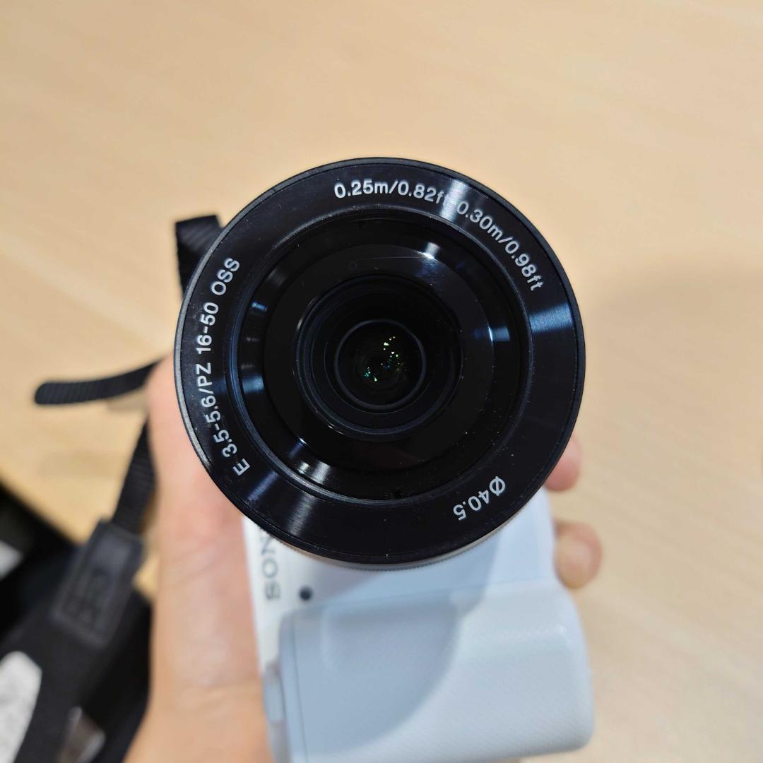 SONY ZV-E10 ホワイト + SELP1650 レンズ