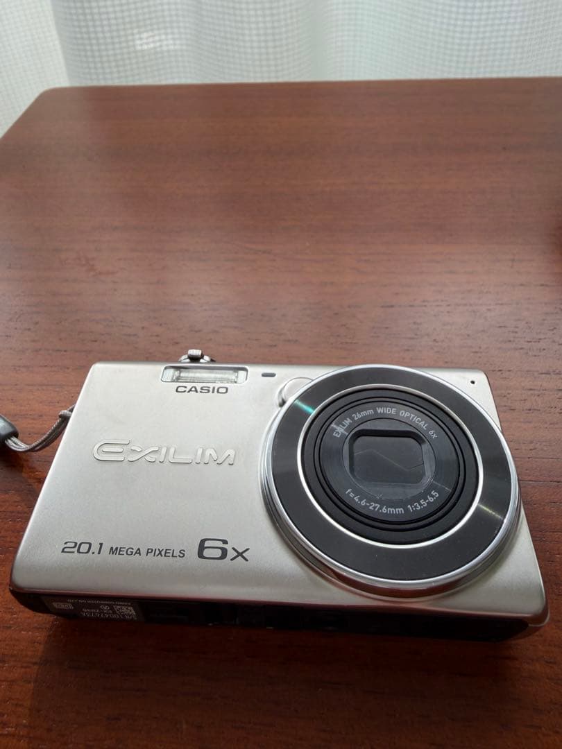 CASIO EXILIM EX-ZS35 2010万画素 6倍ズーム｜動作確認済