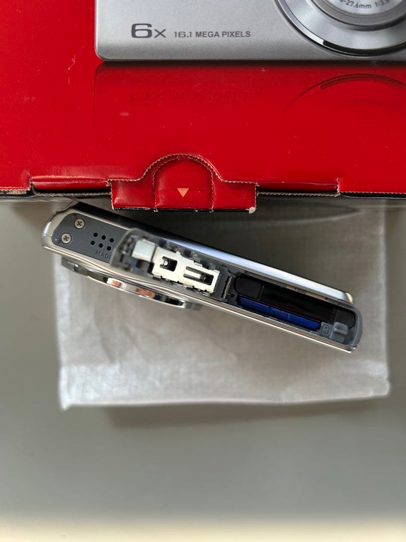 カシオCASIO EXILIM EX-ZS25デジタルカメラ　外箱SDカード付き