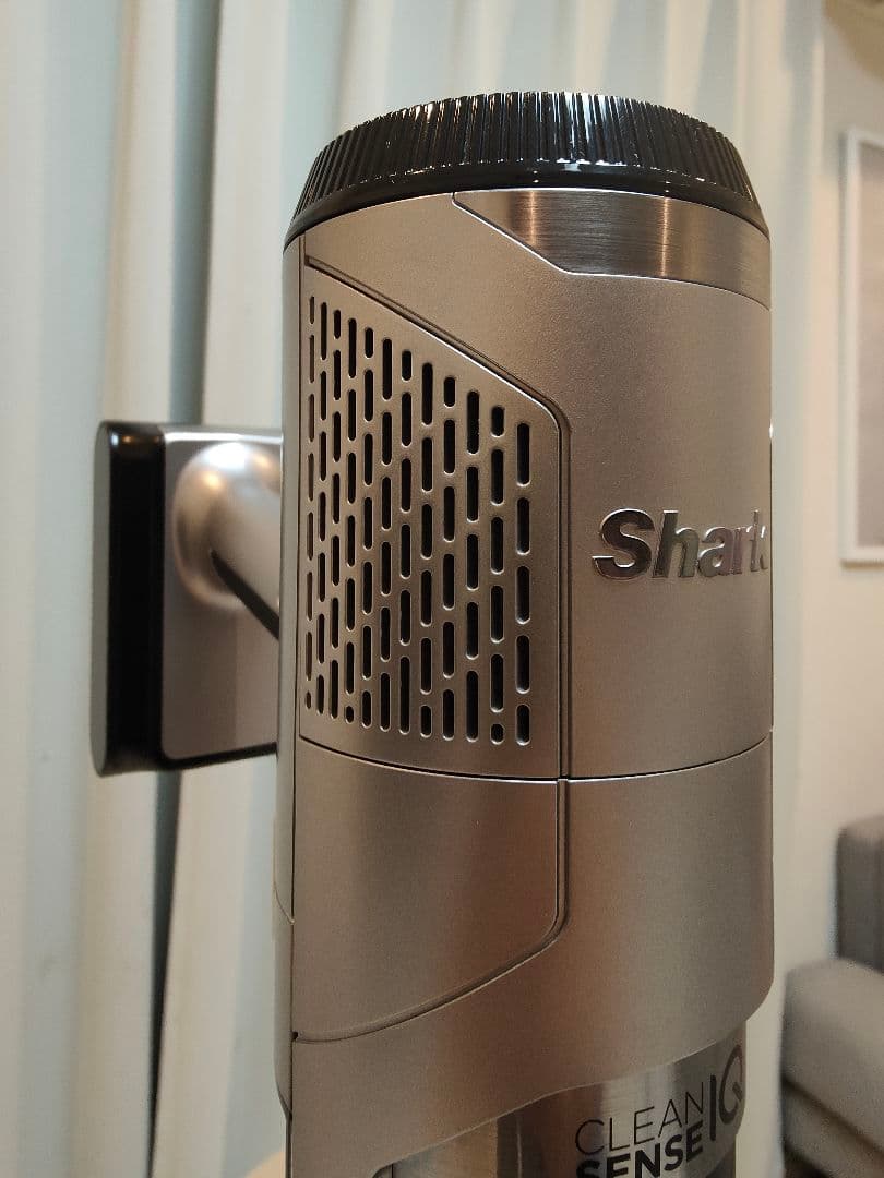 shark シャーク　Clean Sense iQ+ IW3241JSL 美品☆