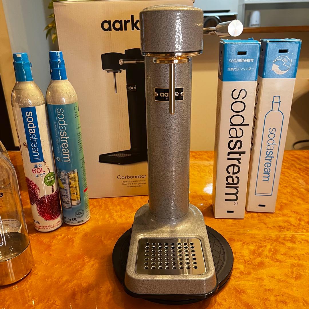 ほぼ未使用　AARKE CARBONATOR カーボネーター3 ハンマードグレー