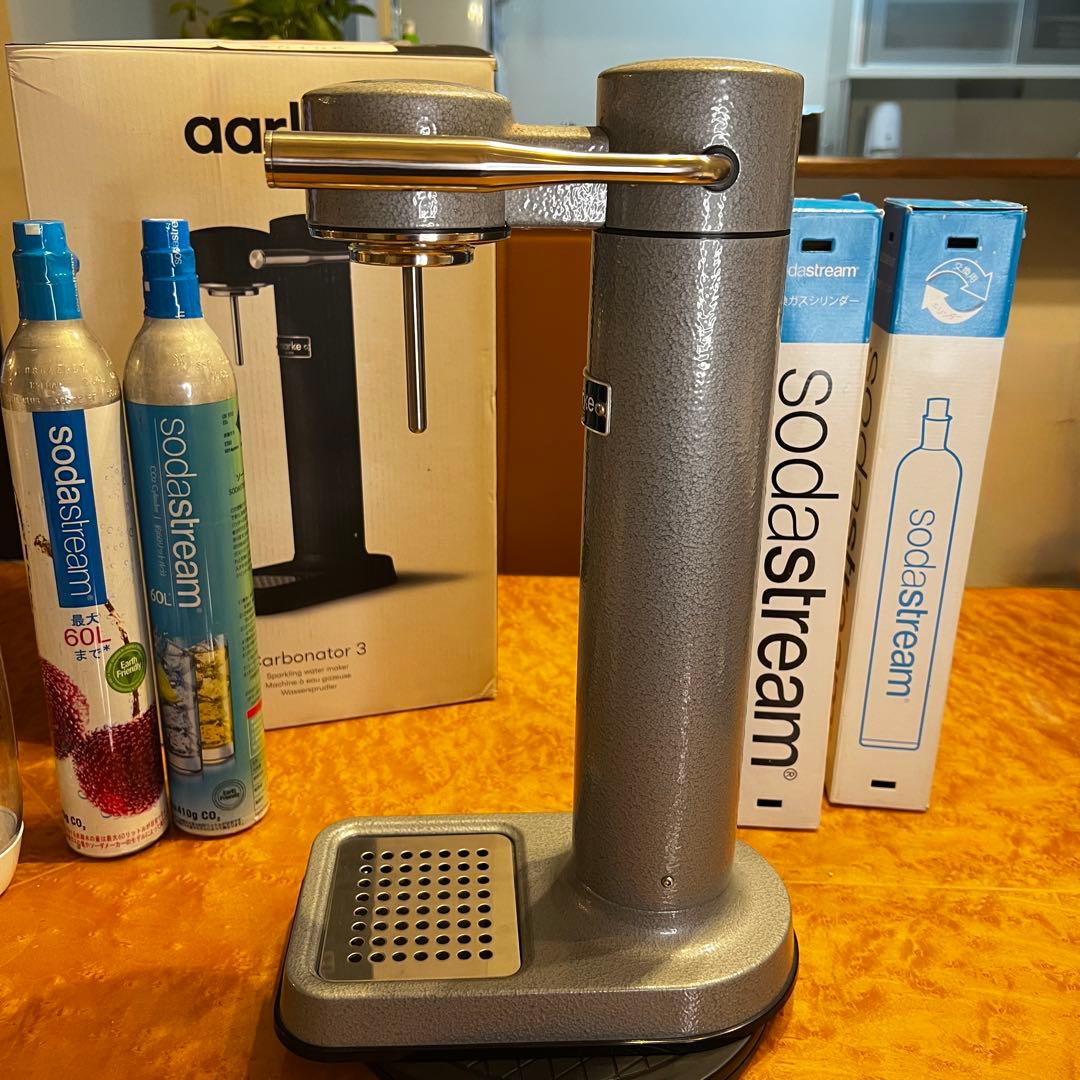 ほぼ未使用　AARKE CARBONATOR カーボネーター3 ハンマードグレー