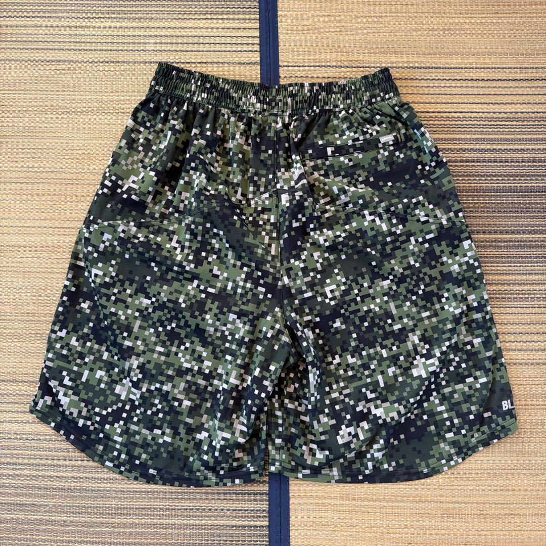 完売品 ボーラホリック デジタルカモジップショーツ 迷彩柄 L 新古品