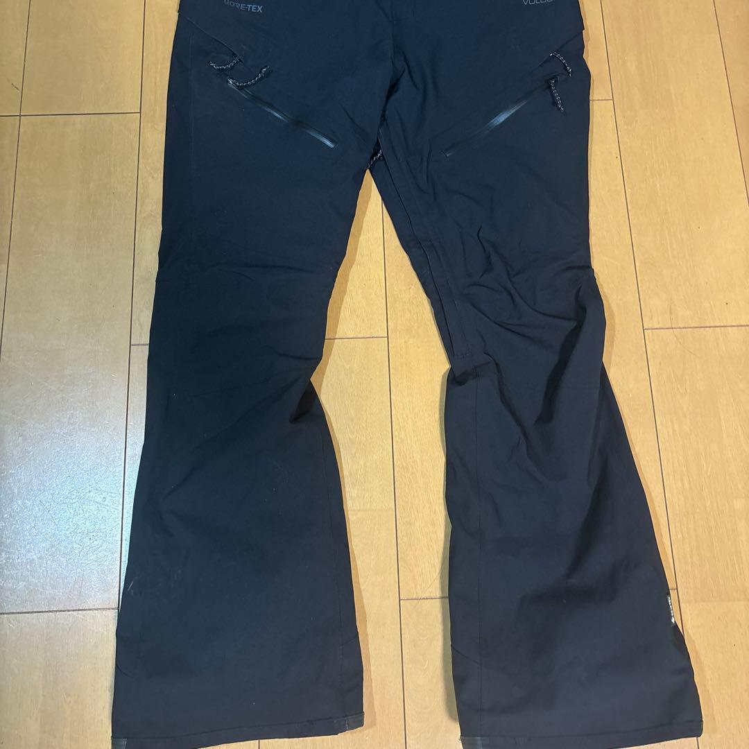 GORE-TEX スノボウエア　ボルコム