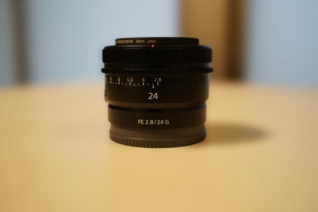 カメラレンズ　Sony 純正 SEL24F28G
