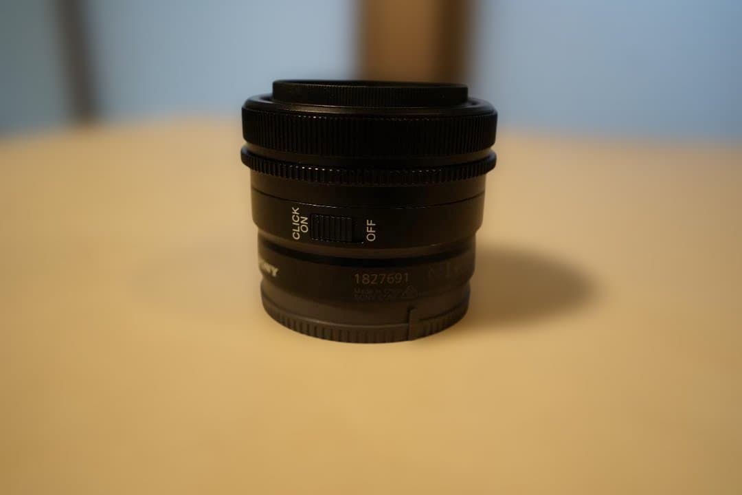 カメラレンズ　Sony 純正 SEL24F28G