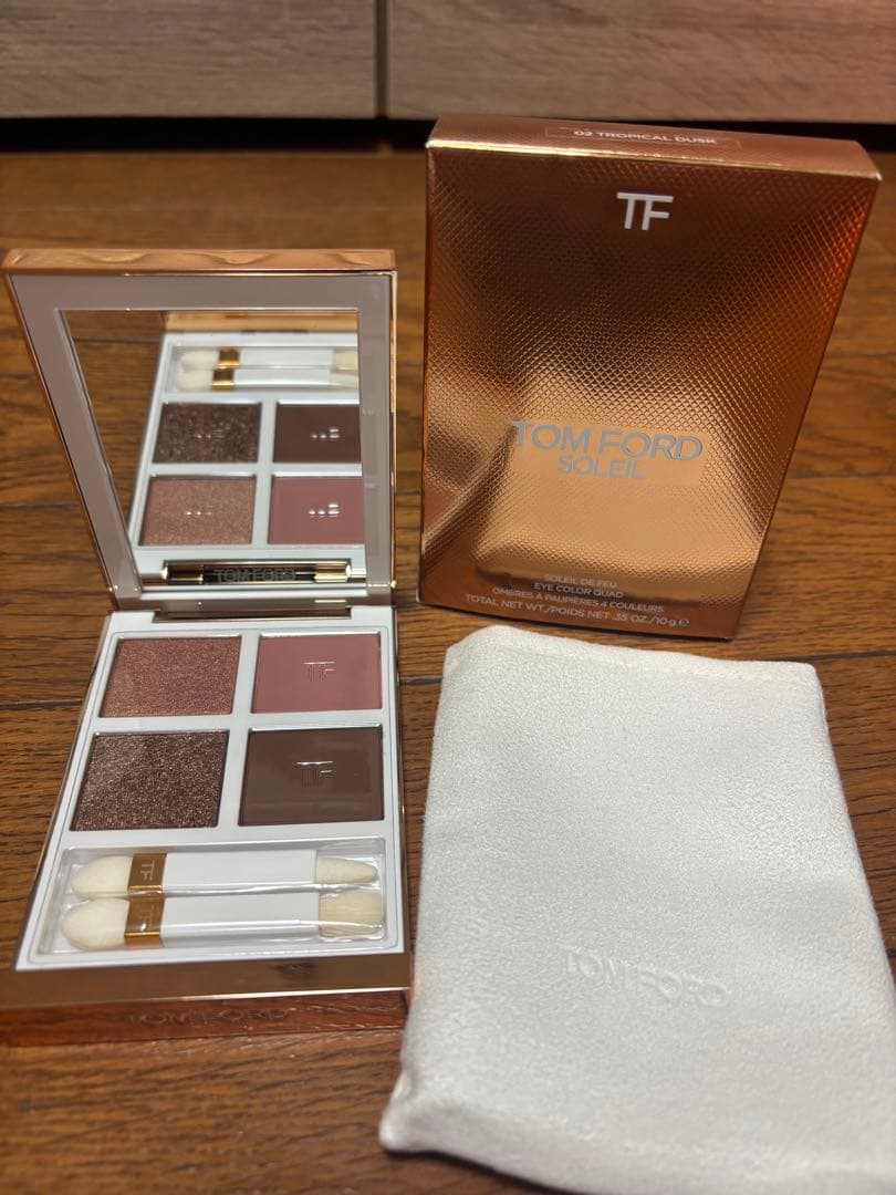 TOM FORD SOLEIL アイシャドウパレット 02 トロピカルダスク