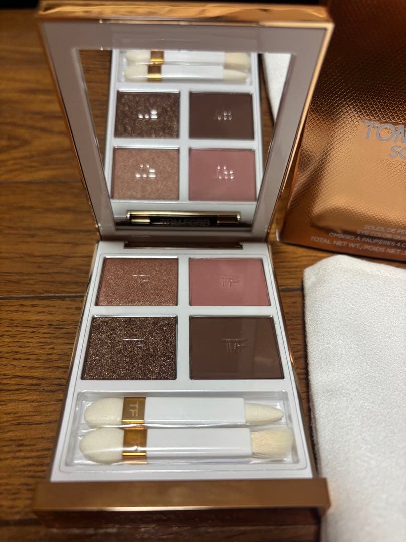 TOM FORD SOLEIL アイシャドウパレット 02 トロピカルダスク
