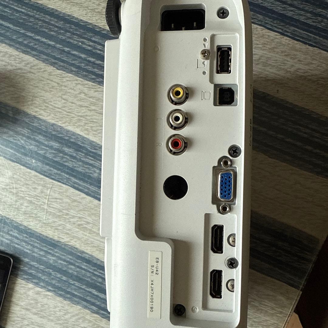 EPSON エプソン プロジェクター EB-U42