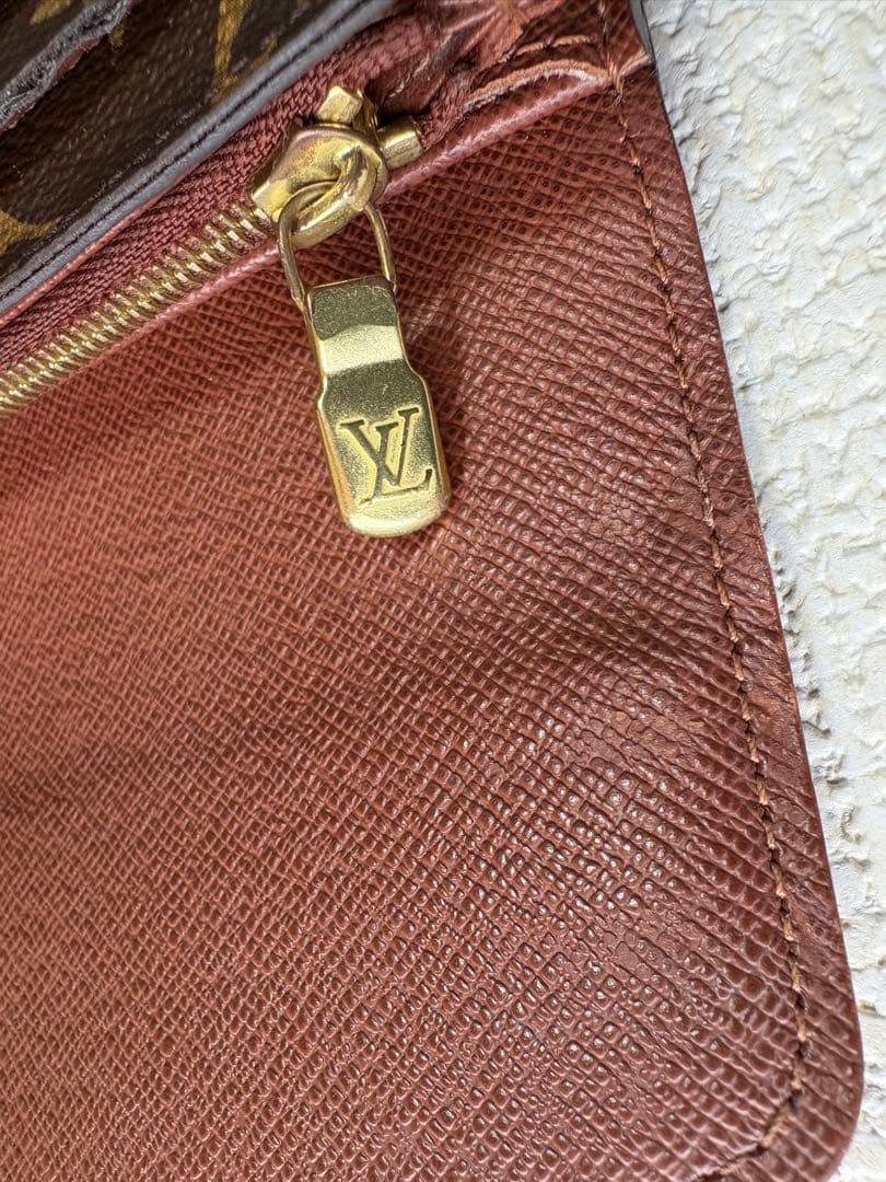 新型　ルイヴィトン モノグラム ポルトフォイユ サラ 長財布