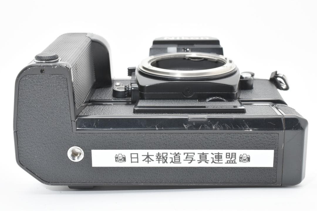 【良品】 NIKON FA ブラック＋MD-15 モータードライブ付 カメラ