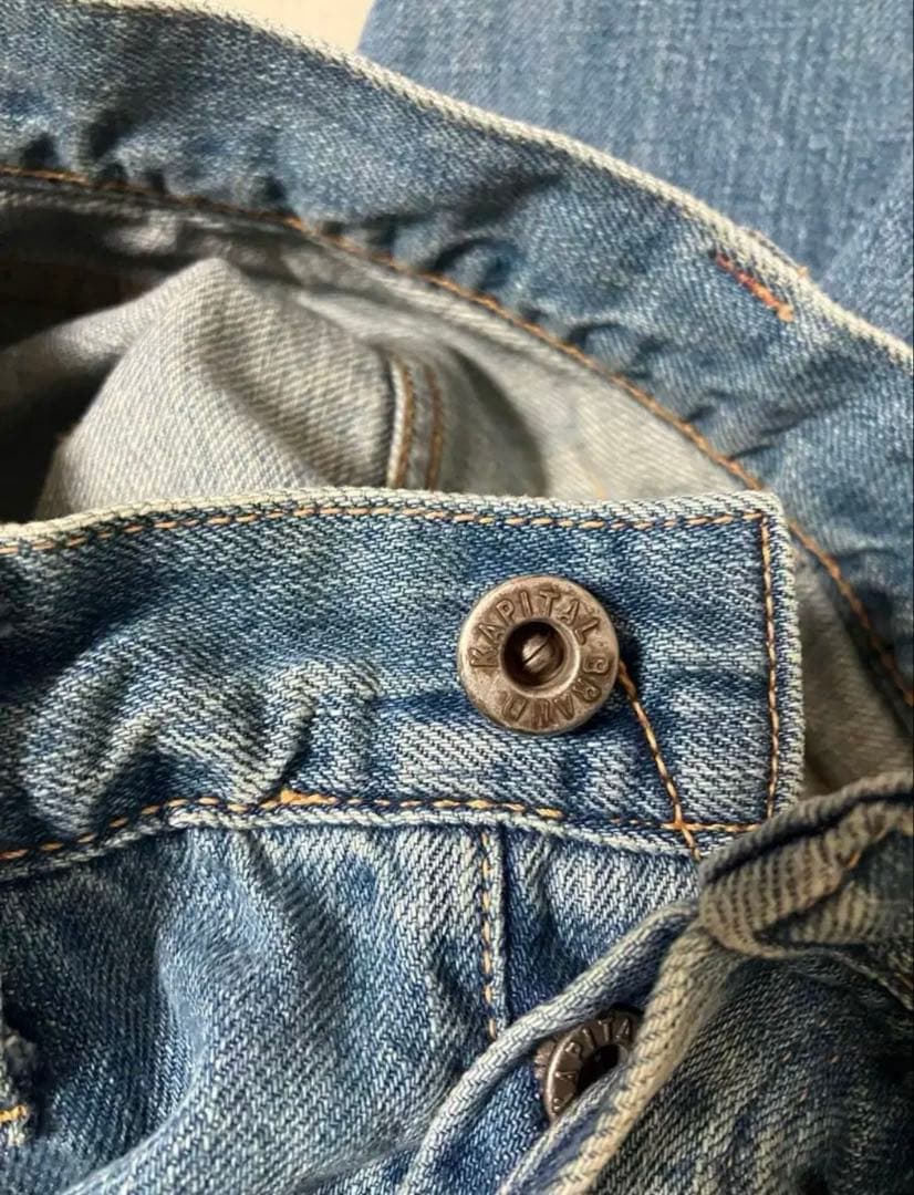 キャピタル　フレアジーンズ