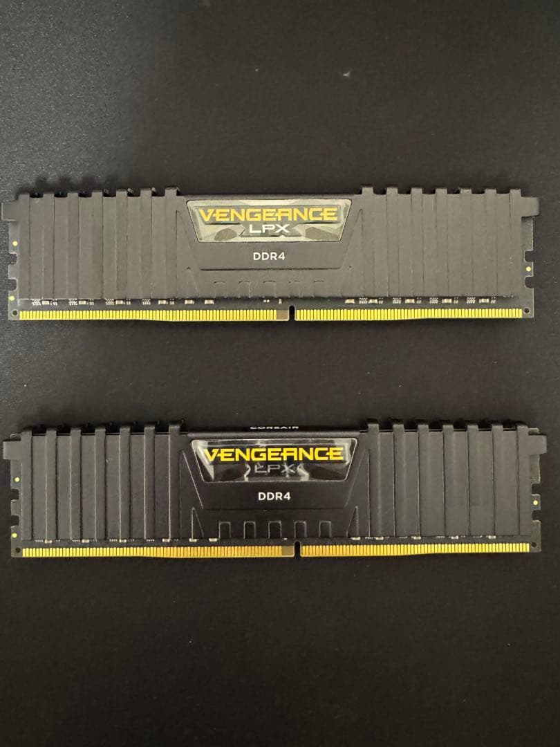 メモリー CORSAIR DDR4 64GB (32GB x2) 3200MHz
