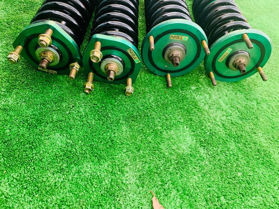 アルテッツァ マーク2 ヴェロッサ SXE10 GXW10 JZX110　車高調