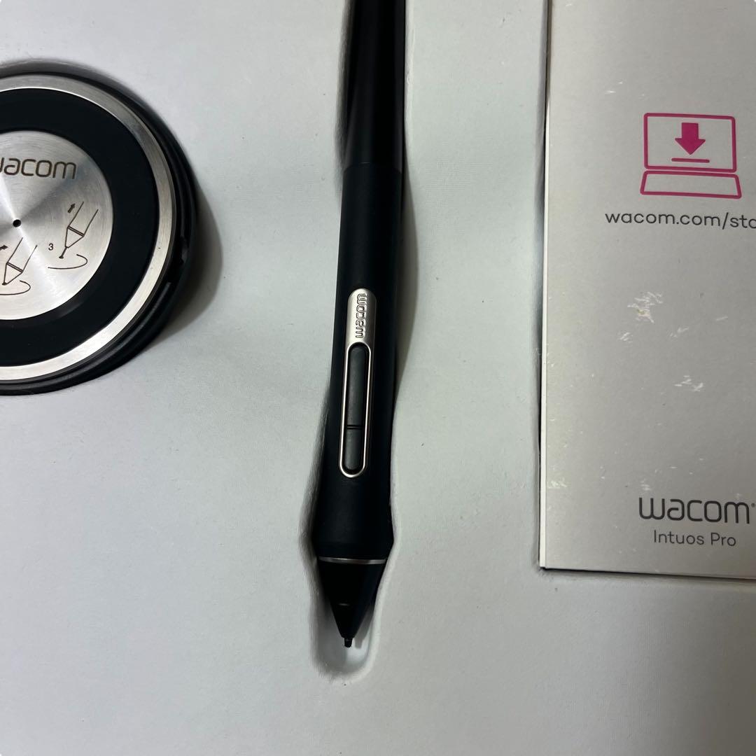 Wacom Intuos Pro Mサイズ PTH-660/K0 ペンタブ