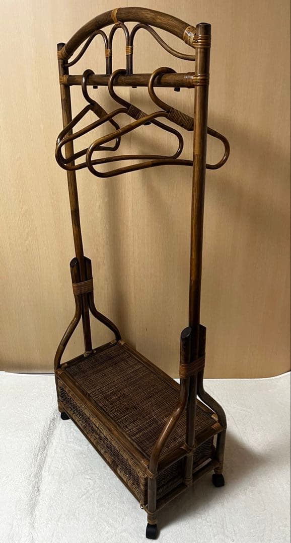 引き取り 配達限定! ラタン家具 ハンガーラック 籐家具 アンティーク