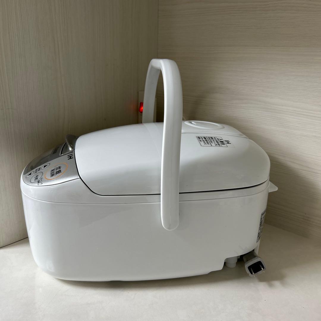 2022年製 美品 象印 NP-XB10極め炊き IH炊飯器 5.5合