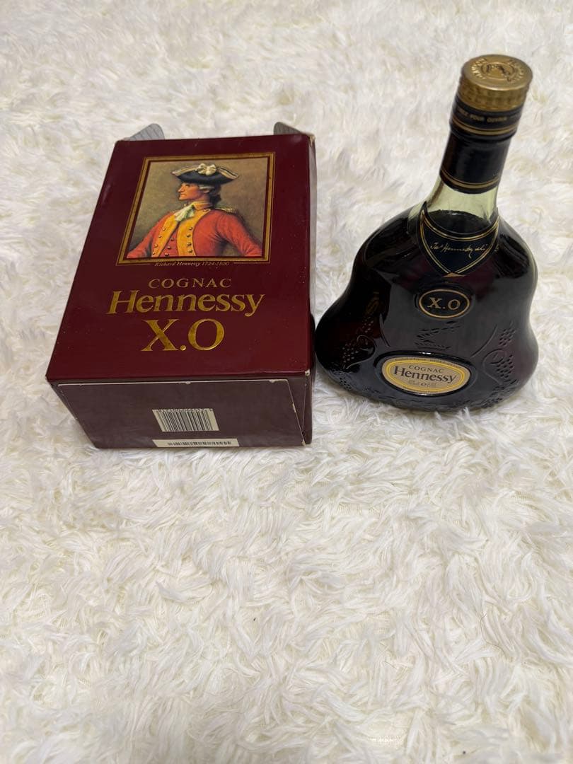 Hennessy X.O. 金キャップ、グリーンボトル