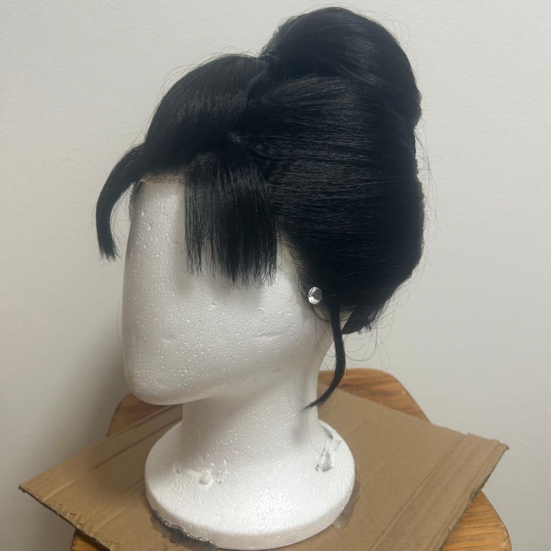 は*む様 鬼滅の刃　恋雪　コスプレウイッグ　セット済み