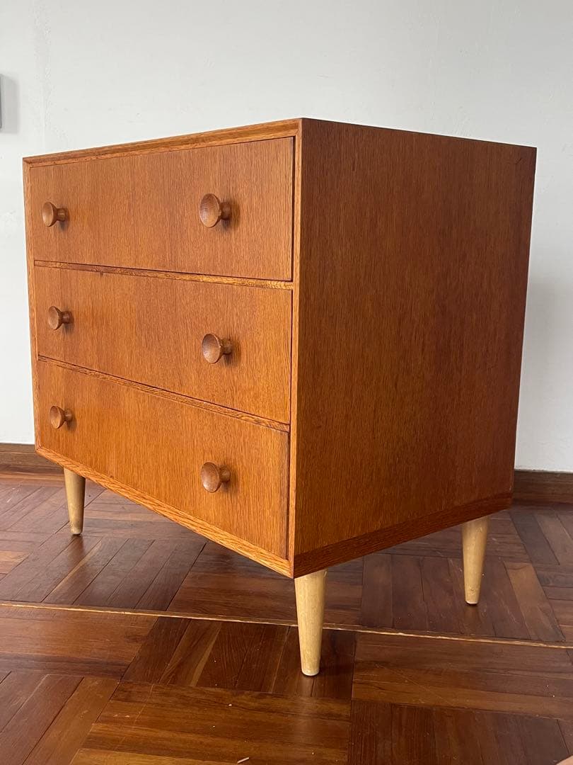 イギリス ヴィンテージ MEREDEW 3段 チェスト