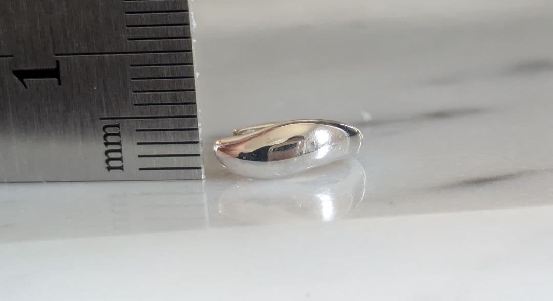 K18ホワイトゴールド フープ型 ピアス(片耳用)