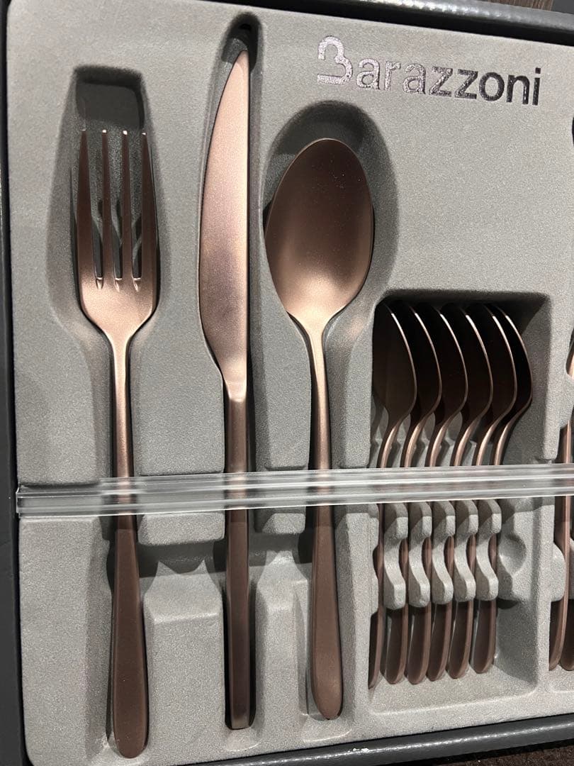 ヨッシー　未使用品 カトラリー 24P ブロンズサテン 定価4万円