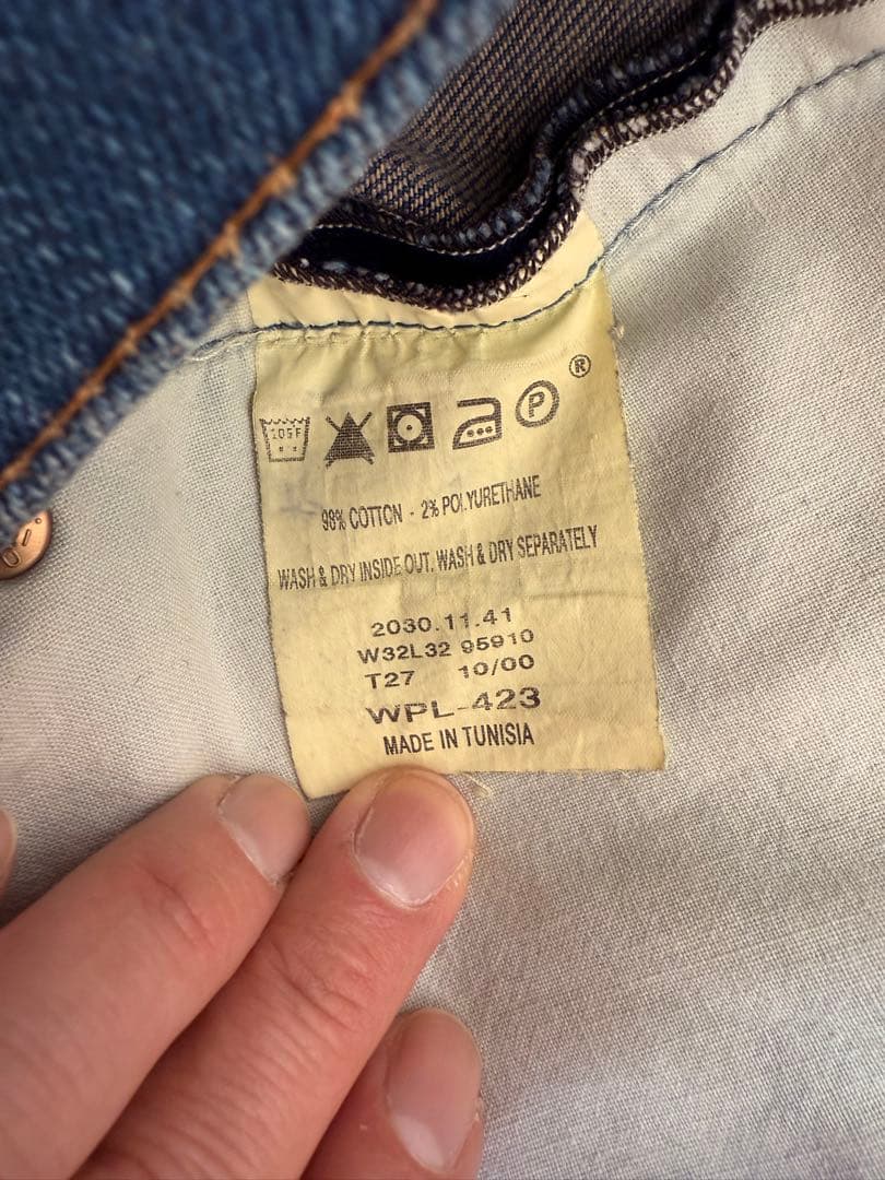 Levi’s RED LEGAL BANNED リーバイスレッド リーガルバンド