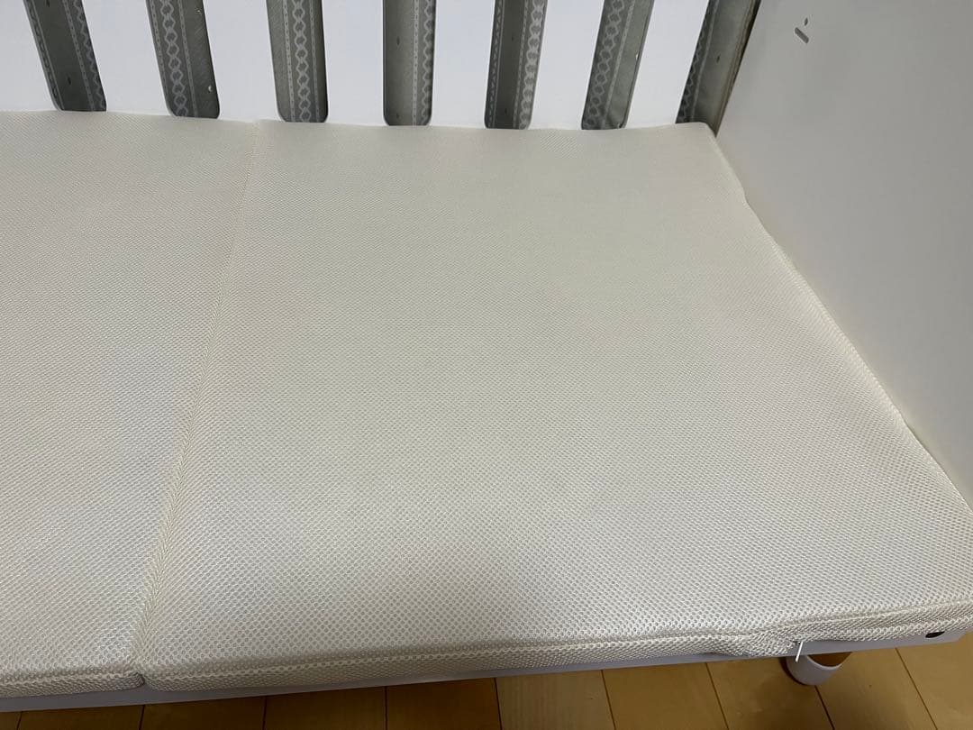 美品　HOPPL bebed 10年使える　ベビーベッド