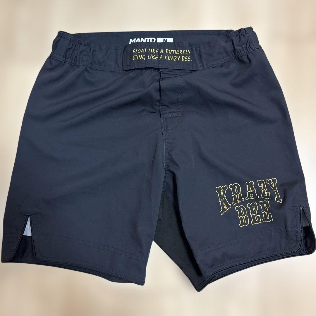 MANTO KRAZY BEE ショートパンツ Mサイズ 黒