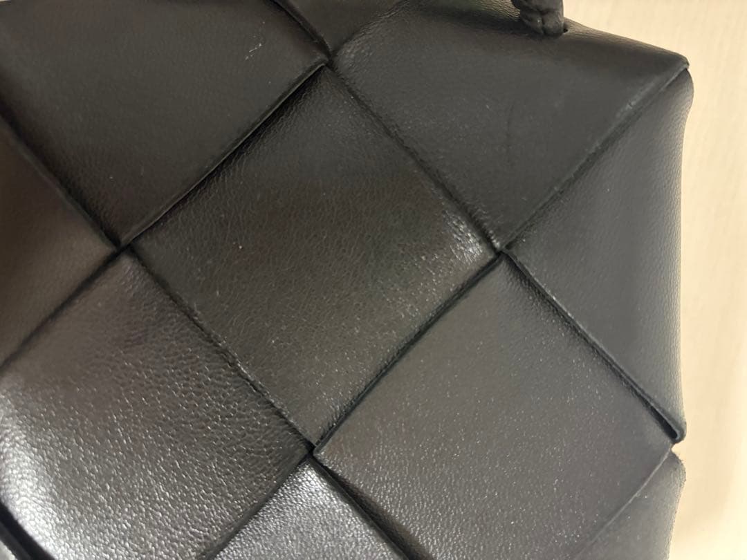 【お値下げ中】BOTTEGA VENETA ミニカメラバッグ ブラック