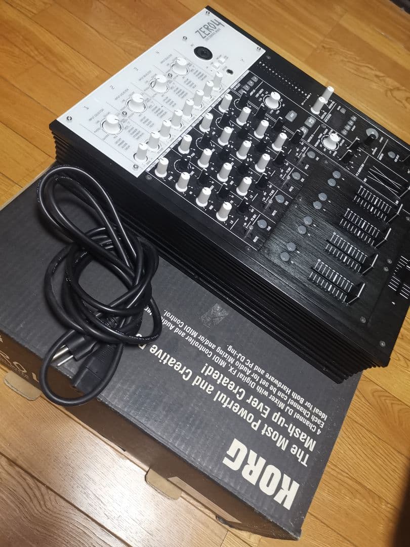 DJミキサー ZERO4 4チャンネル