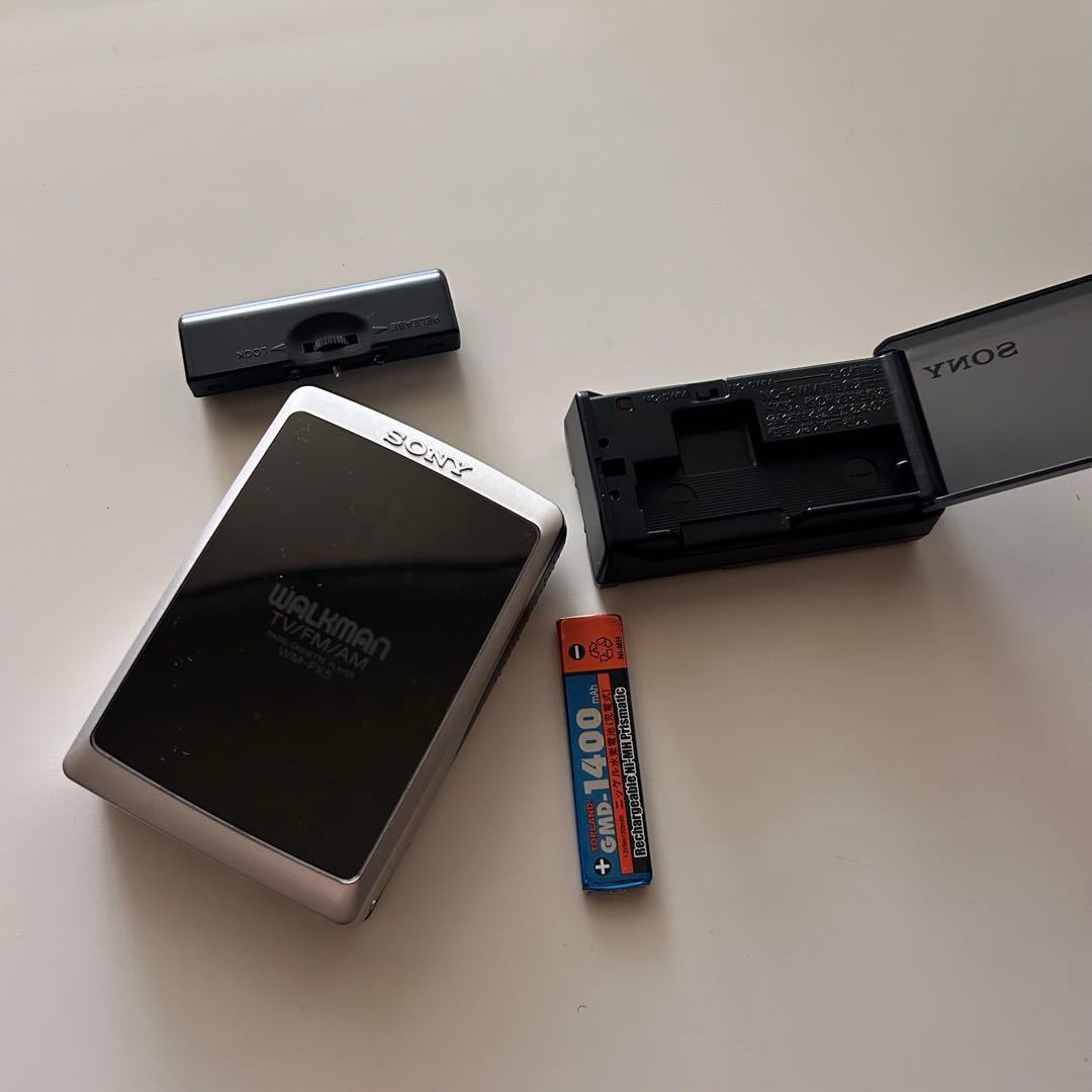 ポータブルプレーヤー SONY WALKMAN WM-FX5