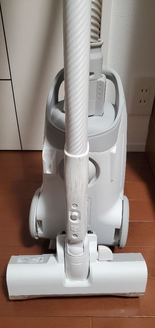 2022年製 Panasonic MC-JP840K 紙パック式掃除機