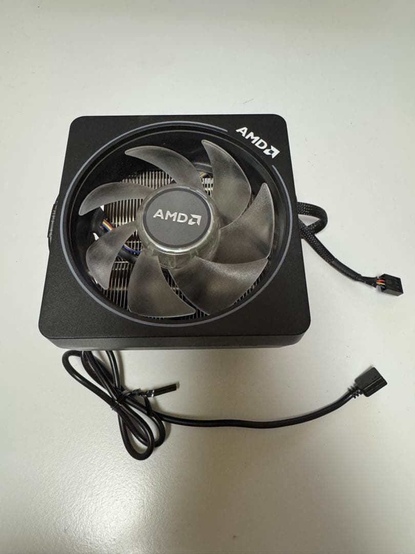 AMD Ryzen 7 3700X CPU + クーラーセット