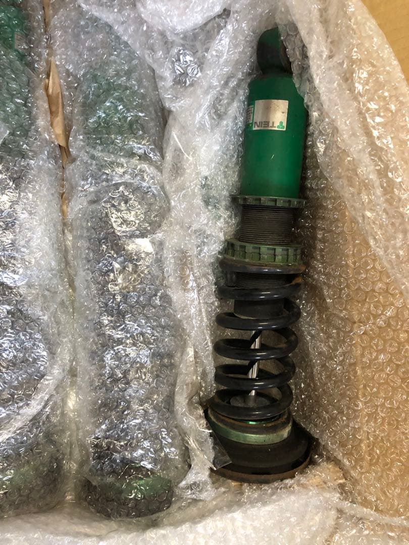 R32GT-R、TEIN車高調