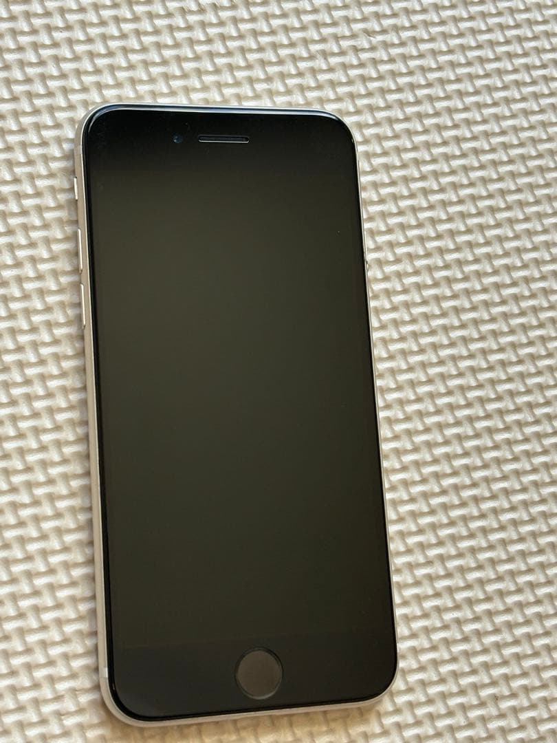 【美品256GB】iPhone SE第3世代 SIMフリー バッテリー◎