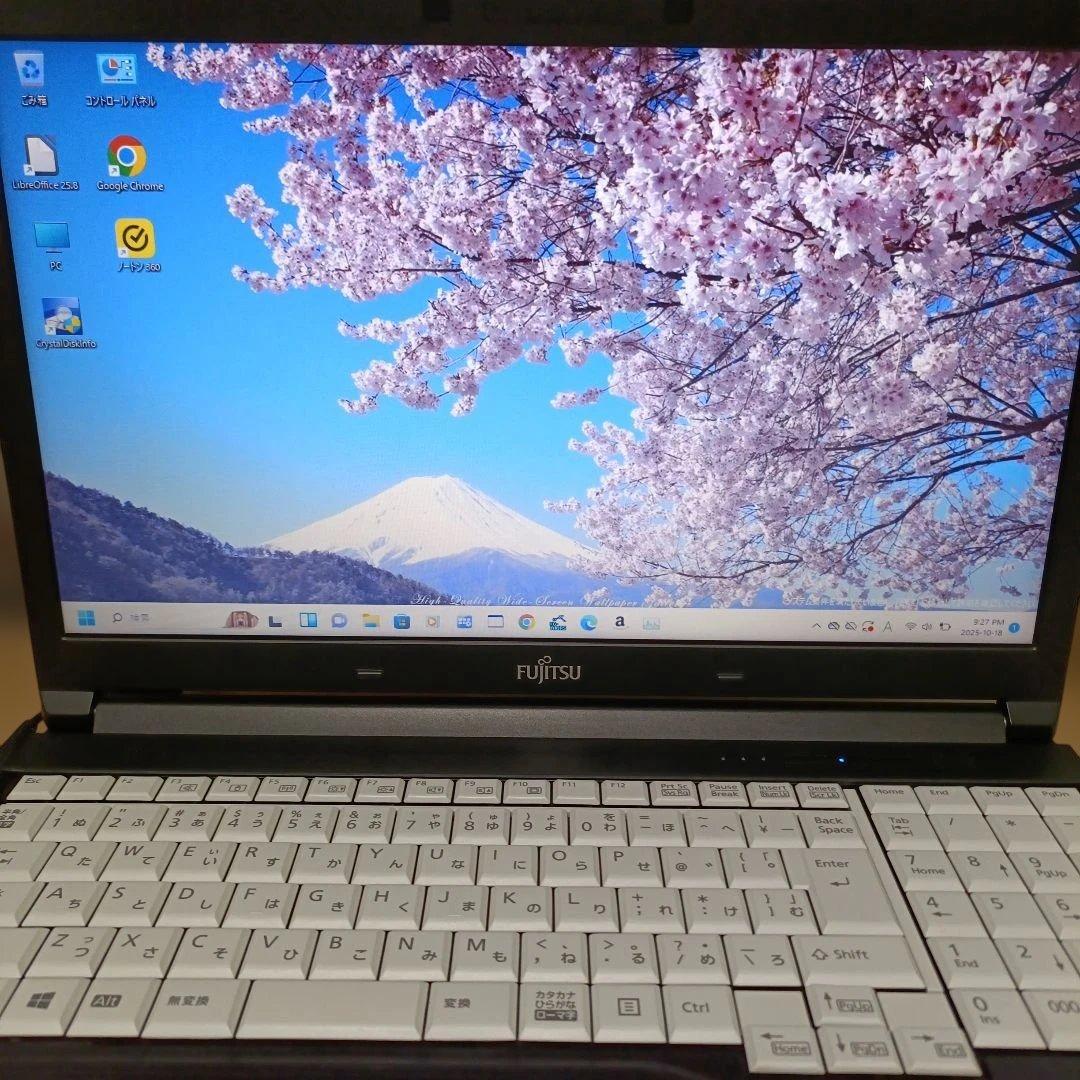 富士通　lifebook A576/PXマウスおまけ。値下げしました。