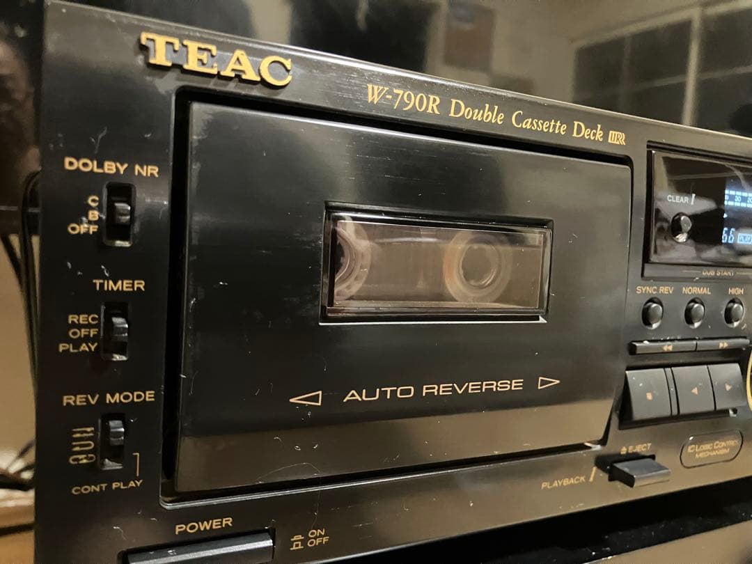 【動作品】TEAC W-790R ダブルカセットデッキ／カセットテープ付き