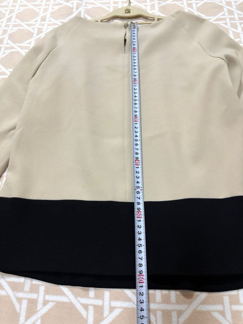 極美品-ADORE ブラウス トップス ベージュ×ブラック