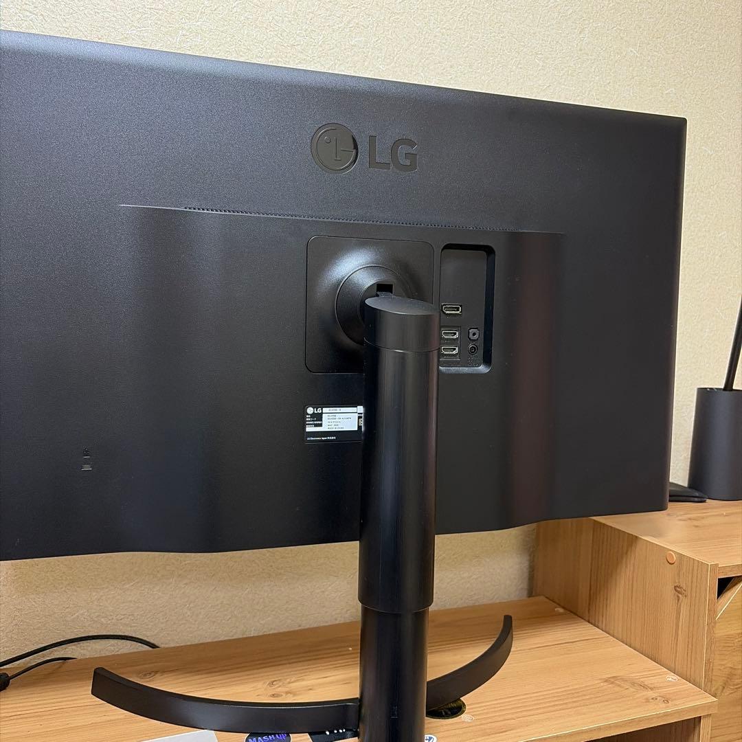 LG 32UK550-B 32インチモニター