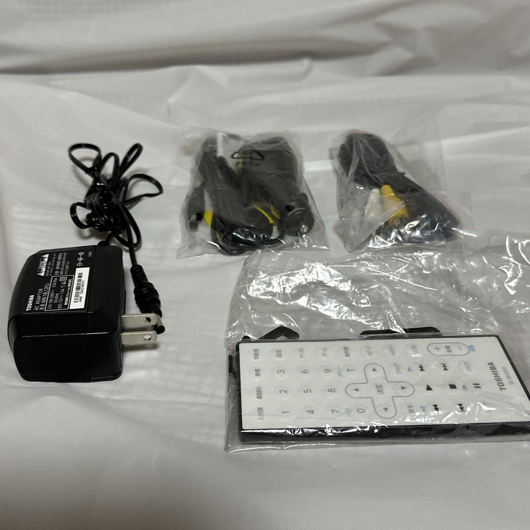 TOSHIBA 東芝 ポータブルDVDプレーヤー SD-P910S