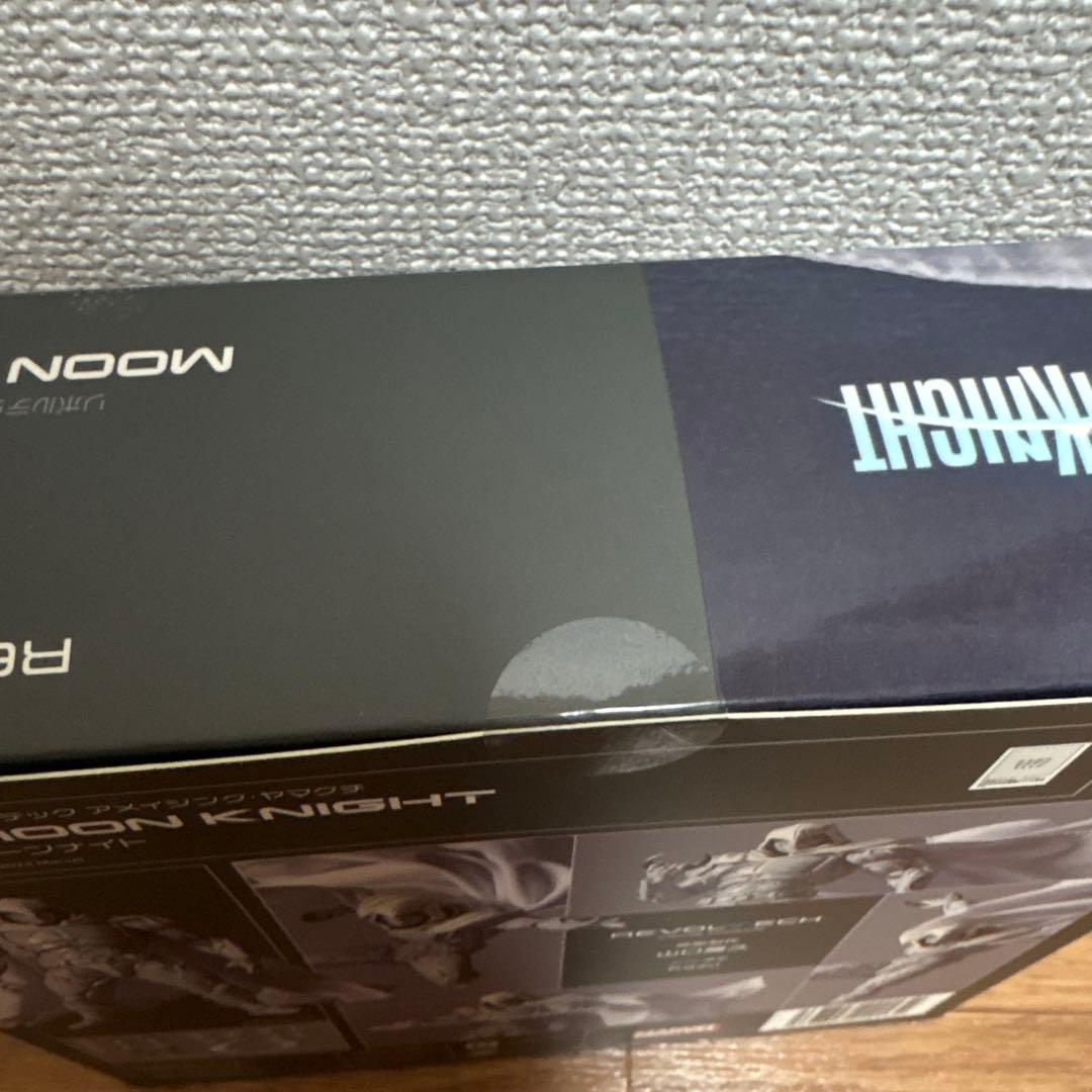 【予約特典付き】海洋堂　リボルテック　ムーンナイト　フィギュア