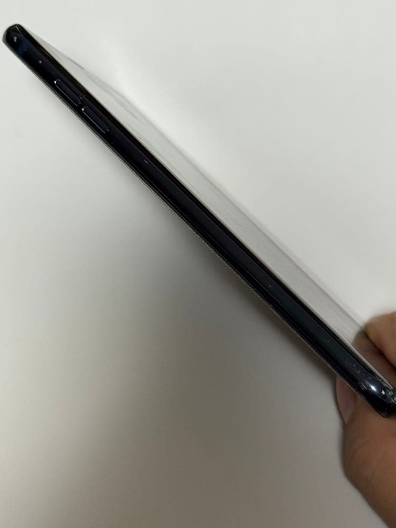 LG isai V30+ LGV35 128GB SIMフリー