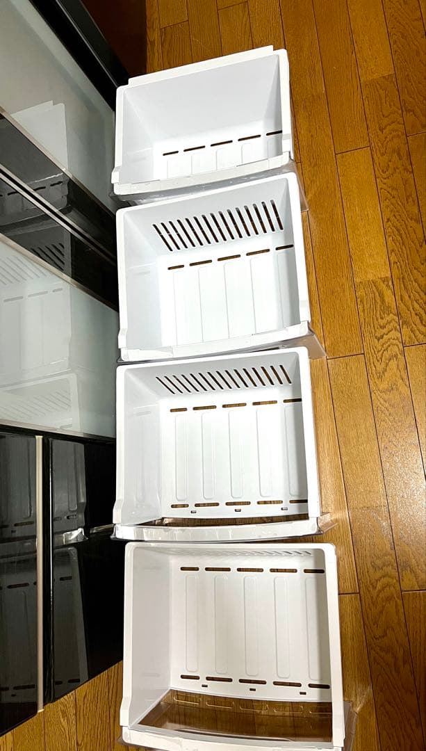 ぽん MITSUBISHI MF-U12B-S ノンフロン冷凍庫 121L