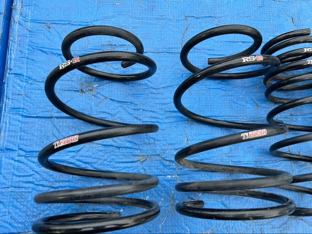 トヨタ　ウィッシュ　ZNE10 RSRダウンサス Ti2000