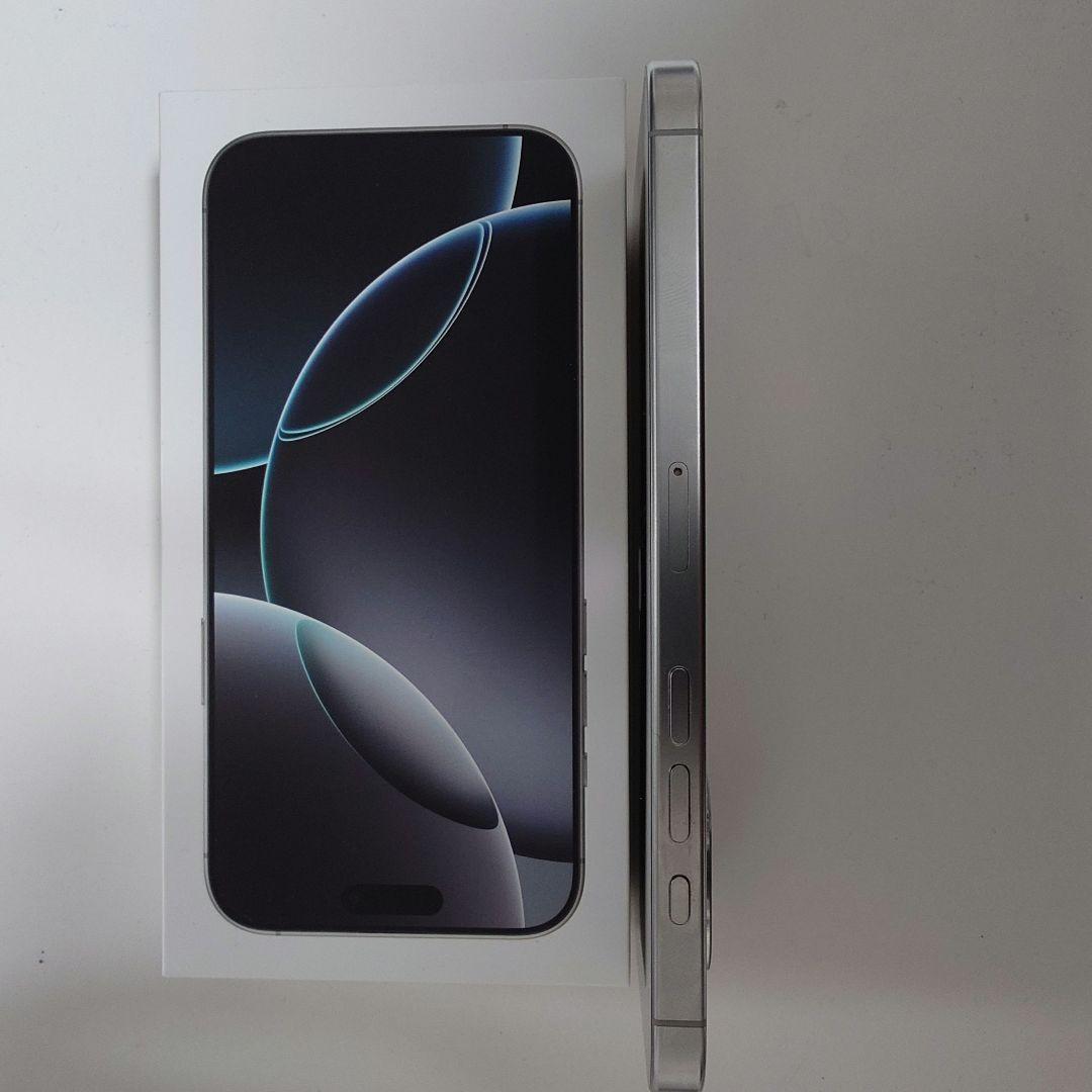 iPhone16 Pro Max 256GB ホワイトチタニウム