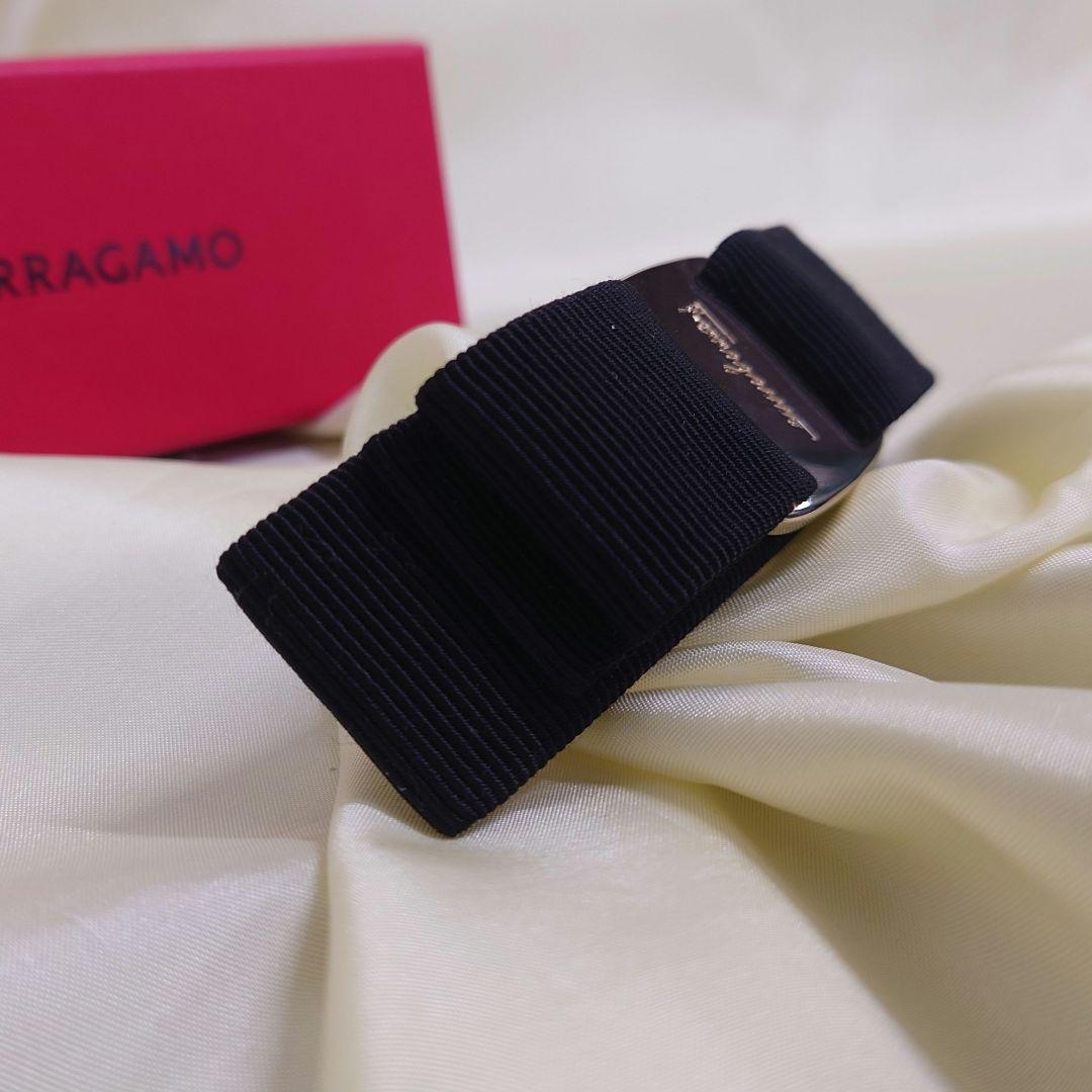 salvatoreferragamo　フェラガモ　ヴァラ　バレッタ　未使用