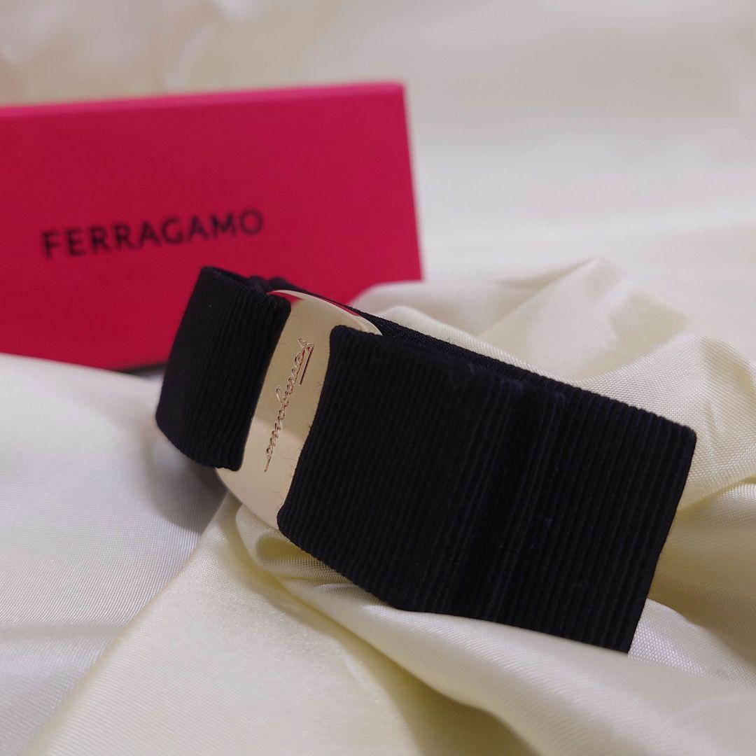 salvatoreferragamo　フェラガモ　ヴァラ　バレッタ　未使用