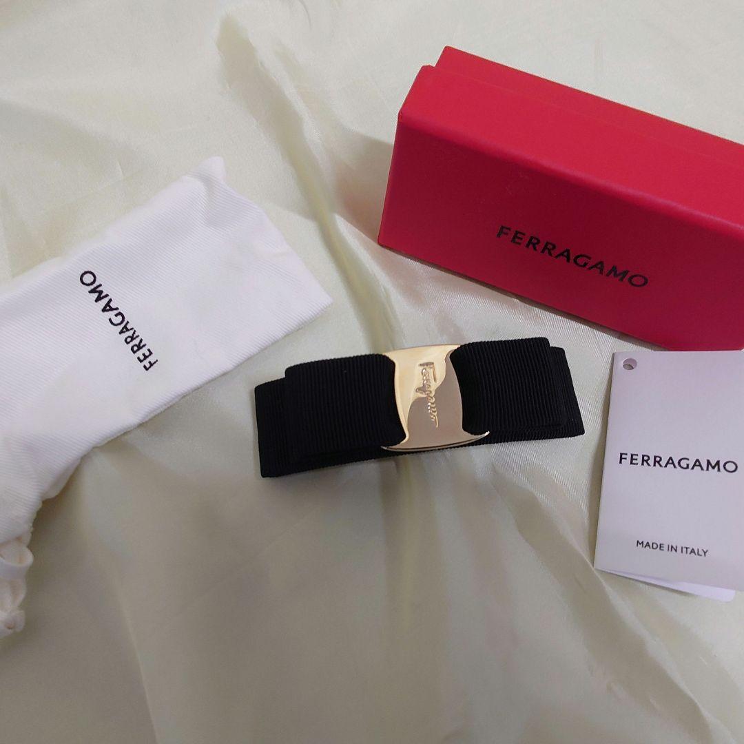 salvatoreferragamo　フェラガモ　ヴァラ　バレッタ　未使用