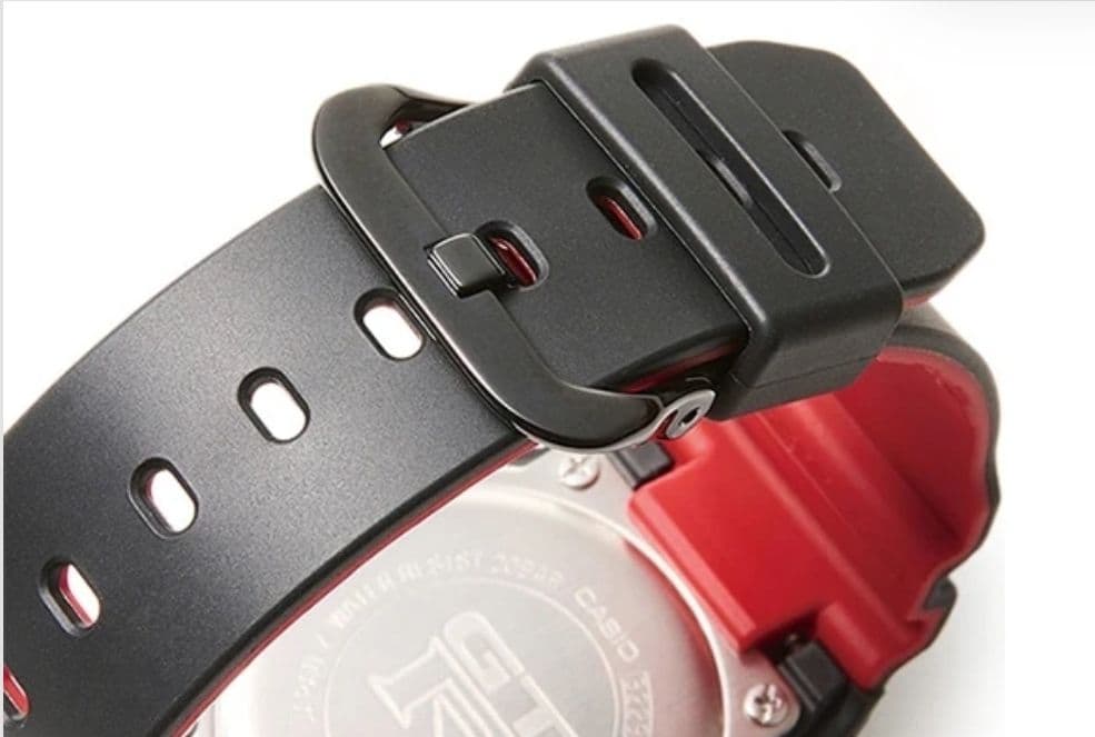 G-SHOCK 日産 GT-R デジタル腕時計 ブラック/レッド